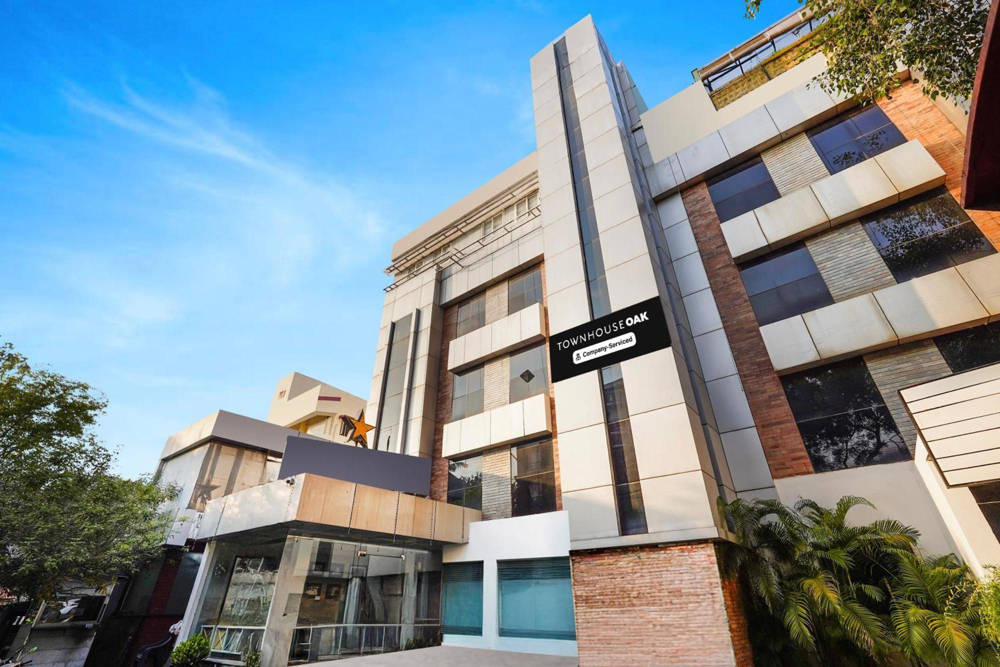 Super Townhouse Oak Kodambakkam Formerly Cine City Chennai Zewnętrze zdjęcie