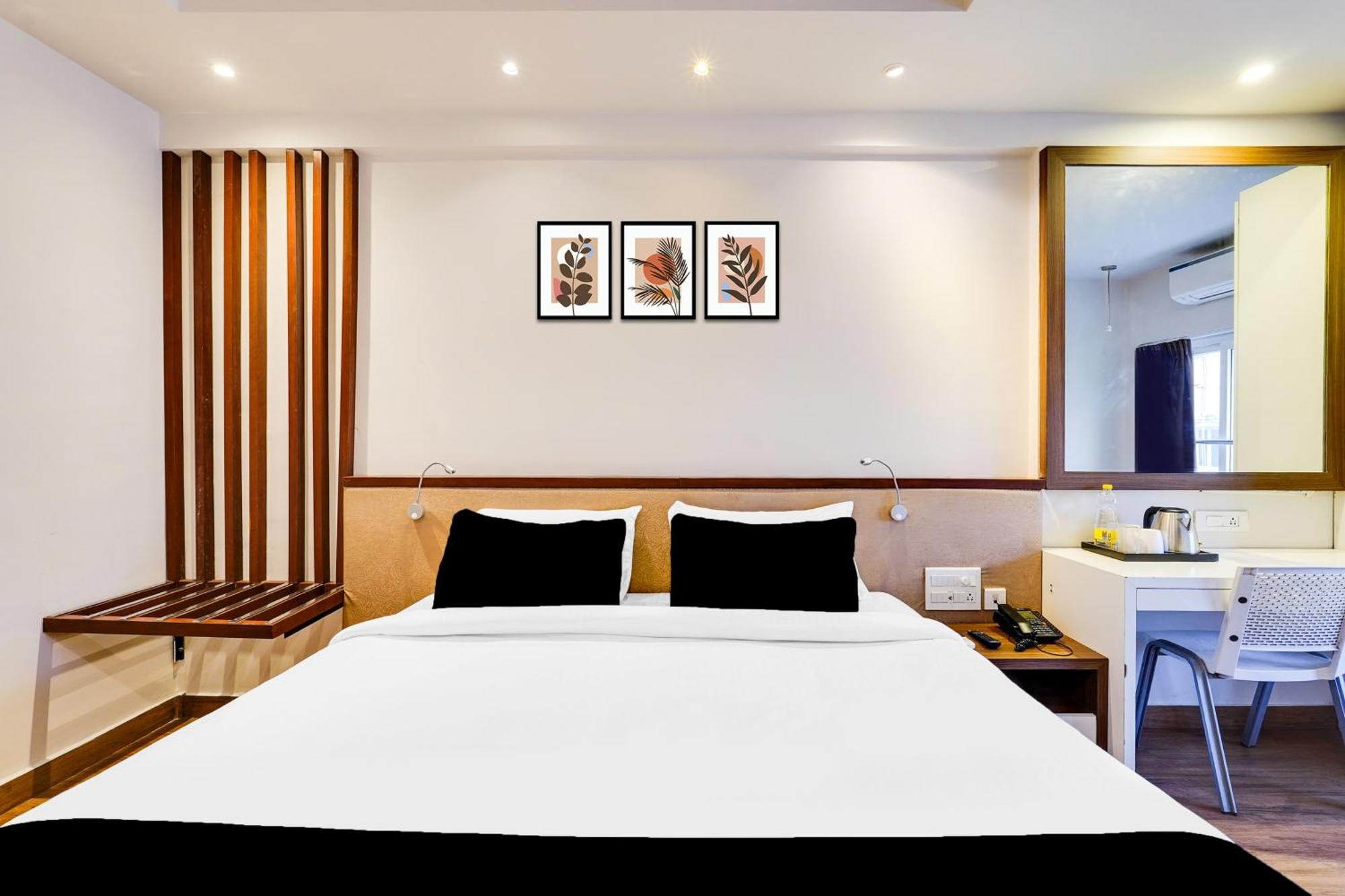 Super Townhouse Oak Kodambakkam Formerly Cine City Chennai Zewnętrze zdjęcie