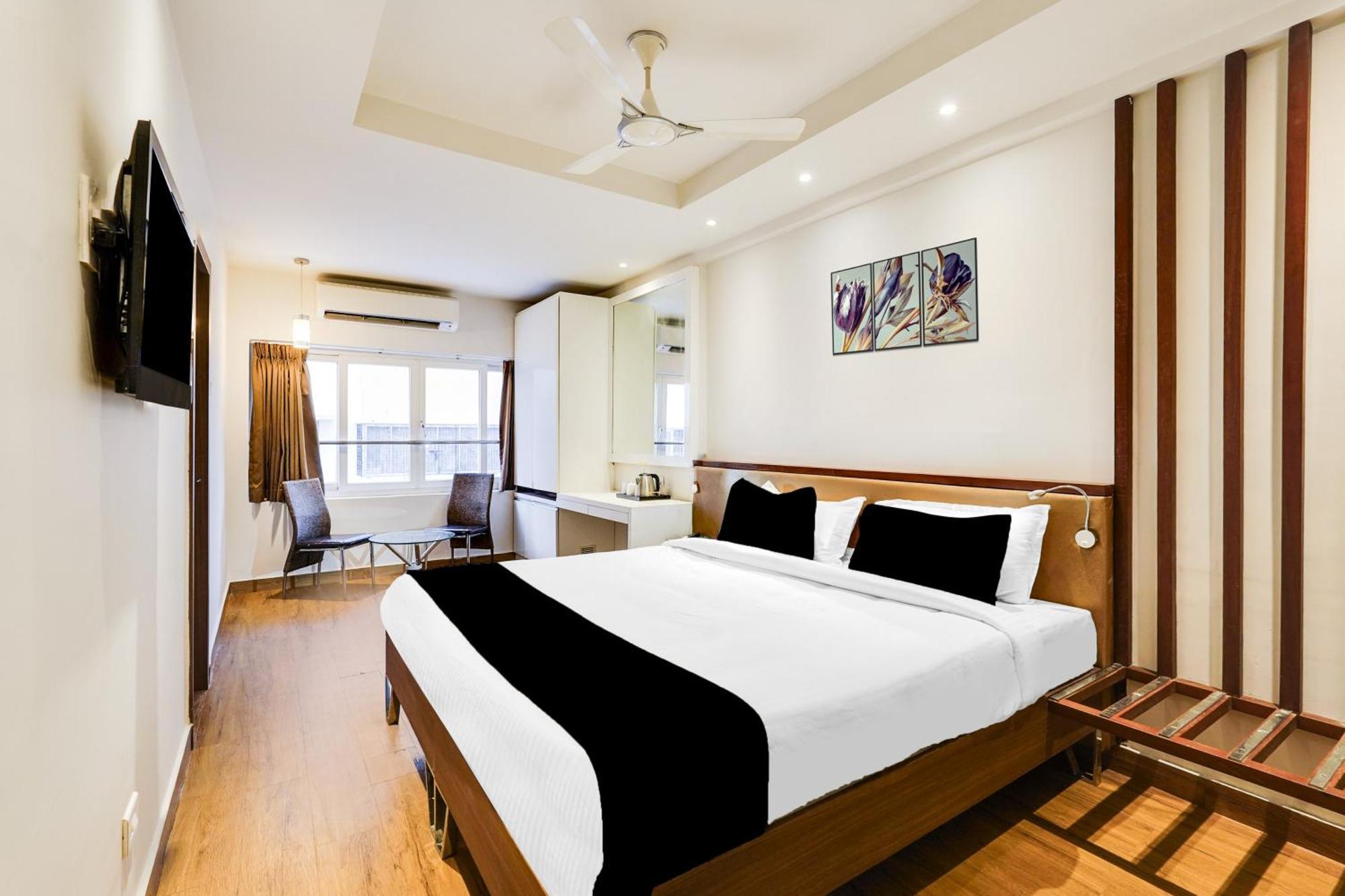 Super Townhouse Oak Kodambakkam Formerly Cine City Chennai Zewnętrze zdjęcie